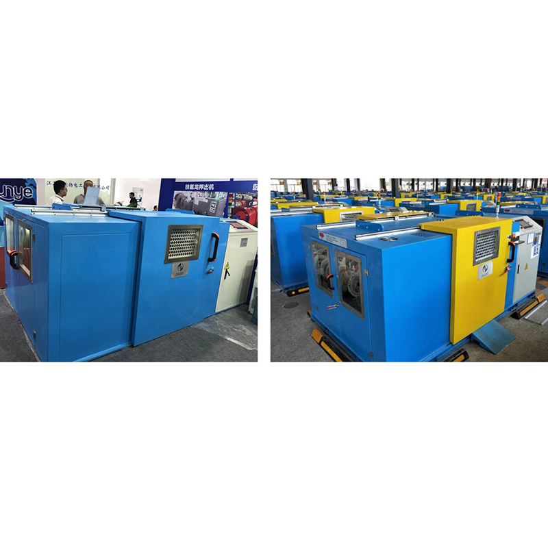 Mașină cu trei șuruburi